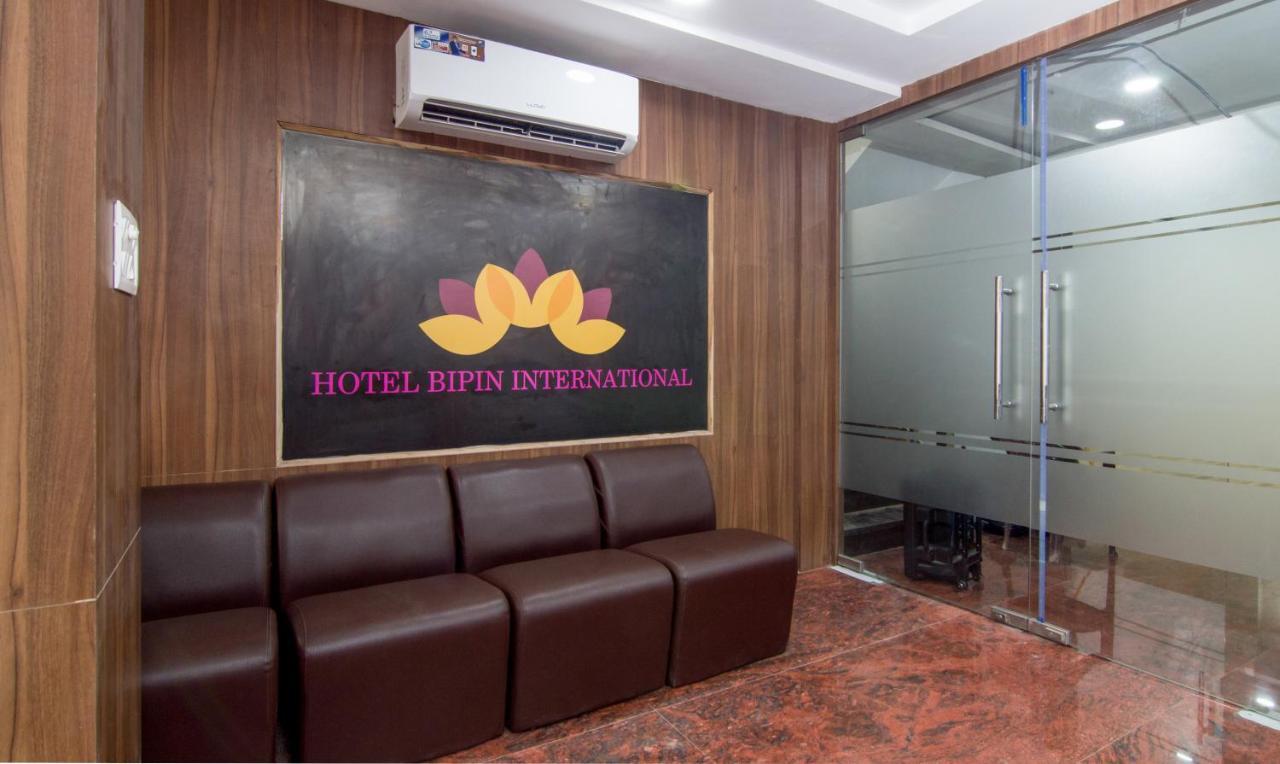 Treebo Trend Bipin International Hotell Lucknow Exteriör bild